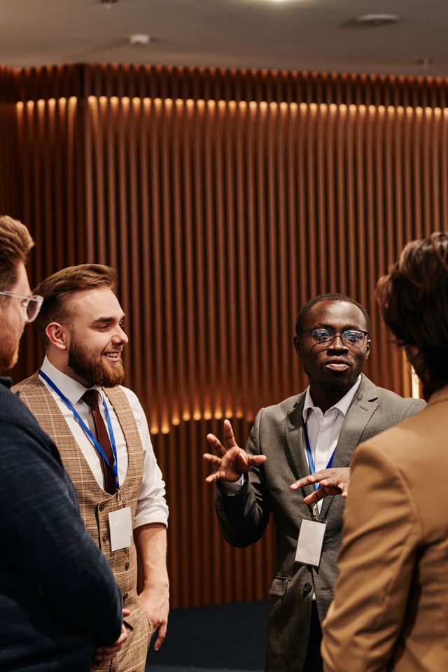 Beyond Ticket Sales: 4 Digital Marketing Strategies That Scale B2B Conferences